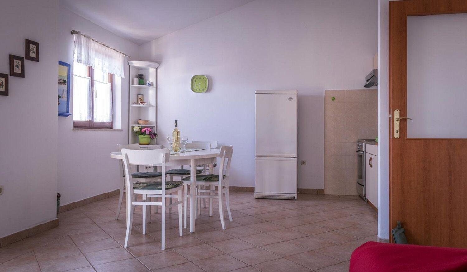 Apartments Brane - 100M From The Beach Trogir Exterior foto